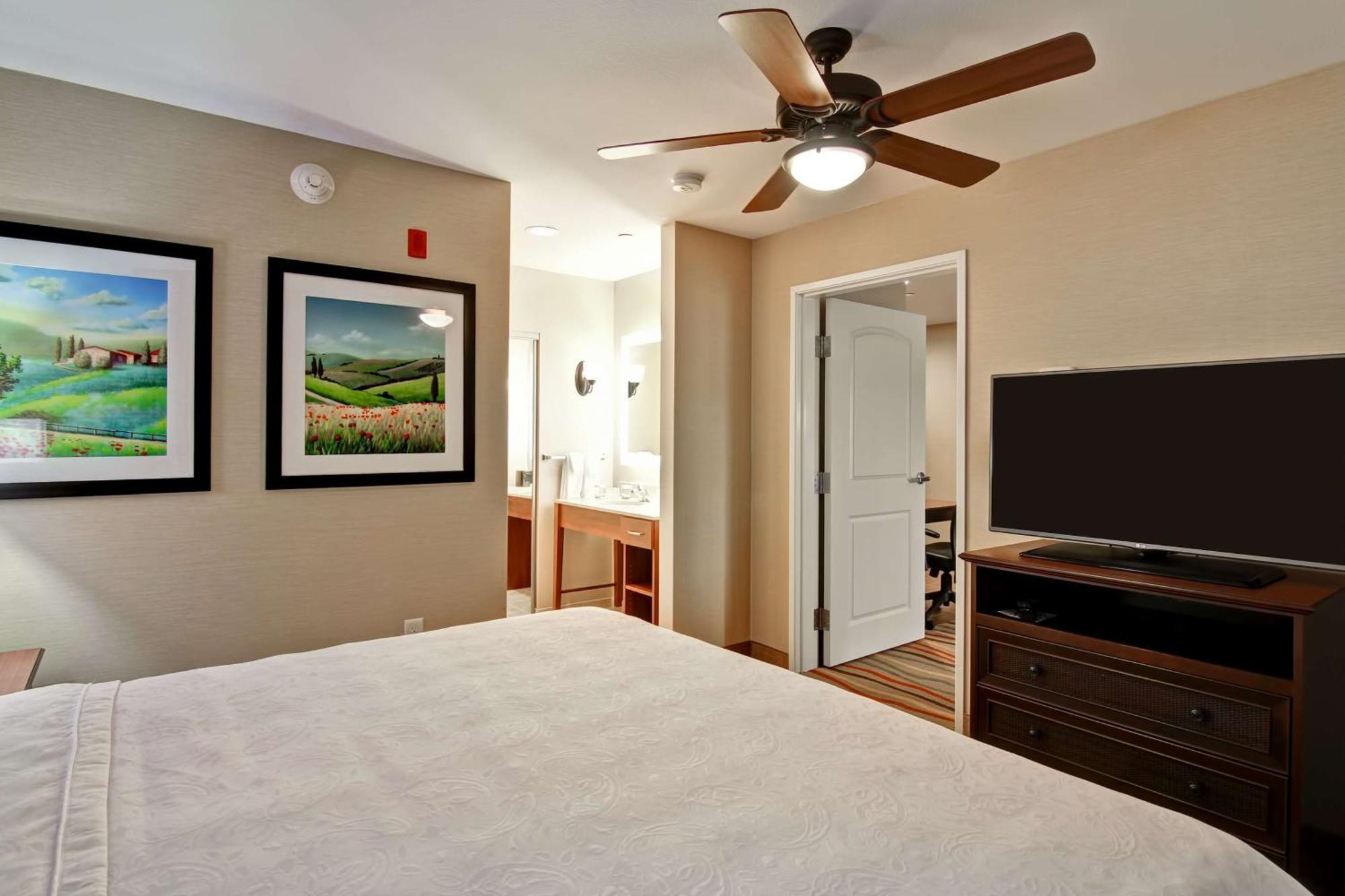 One Bedroom Suite with Water View